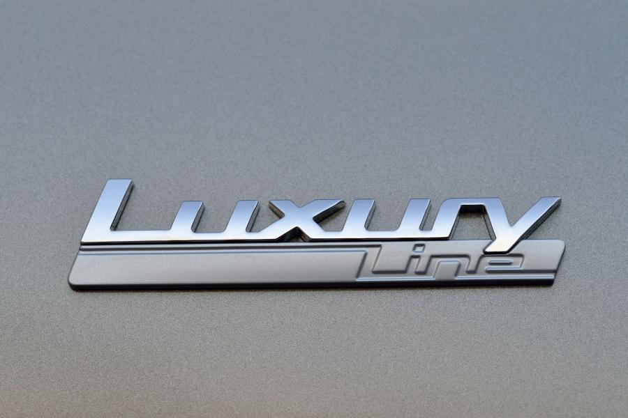 BMW 330d Touring Luxury Line 2015 года  (фото 12 из 28)